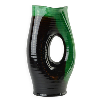 Accolay, vase -Green and black pitcher