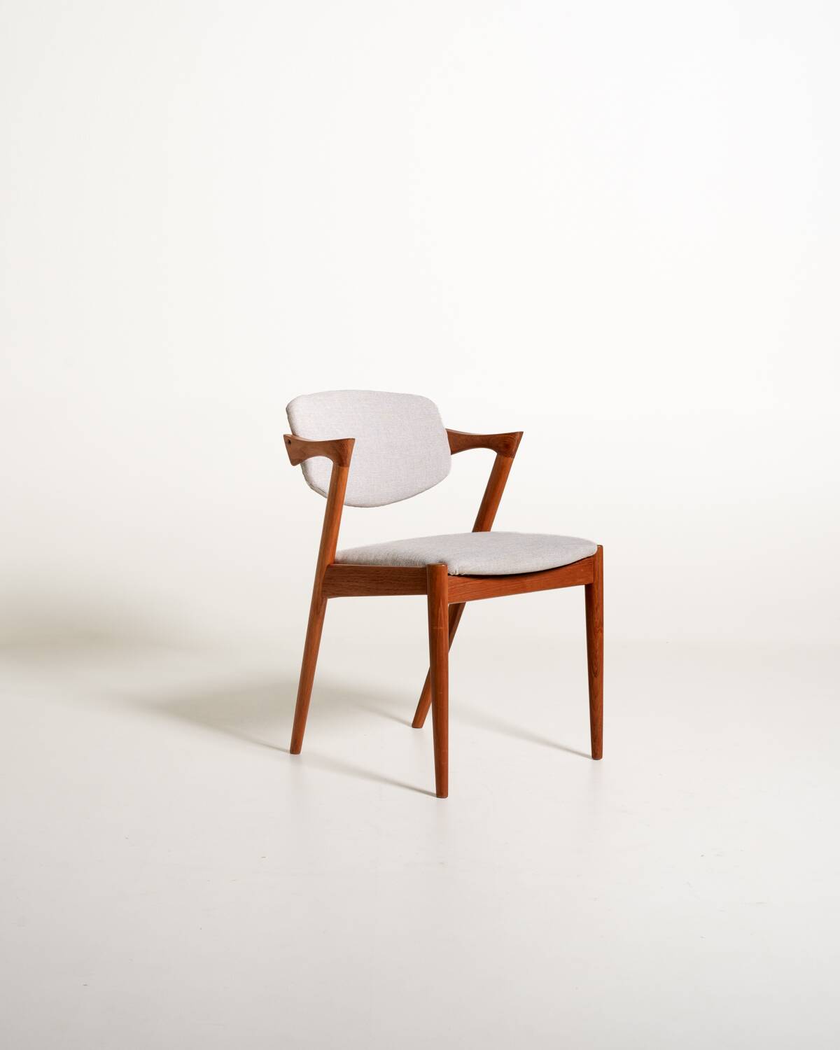 Set of 4 model “42” chairs by Kai Kristiansen for Schou Andersen