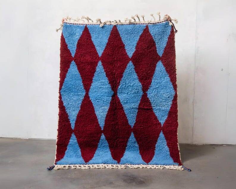 Handmade Moroccan pure wool rug, size 140 x 260 cm