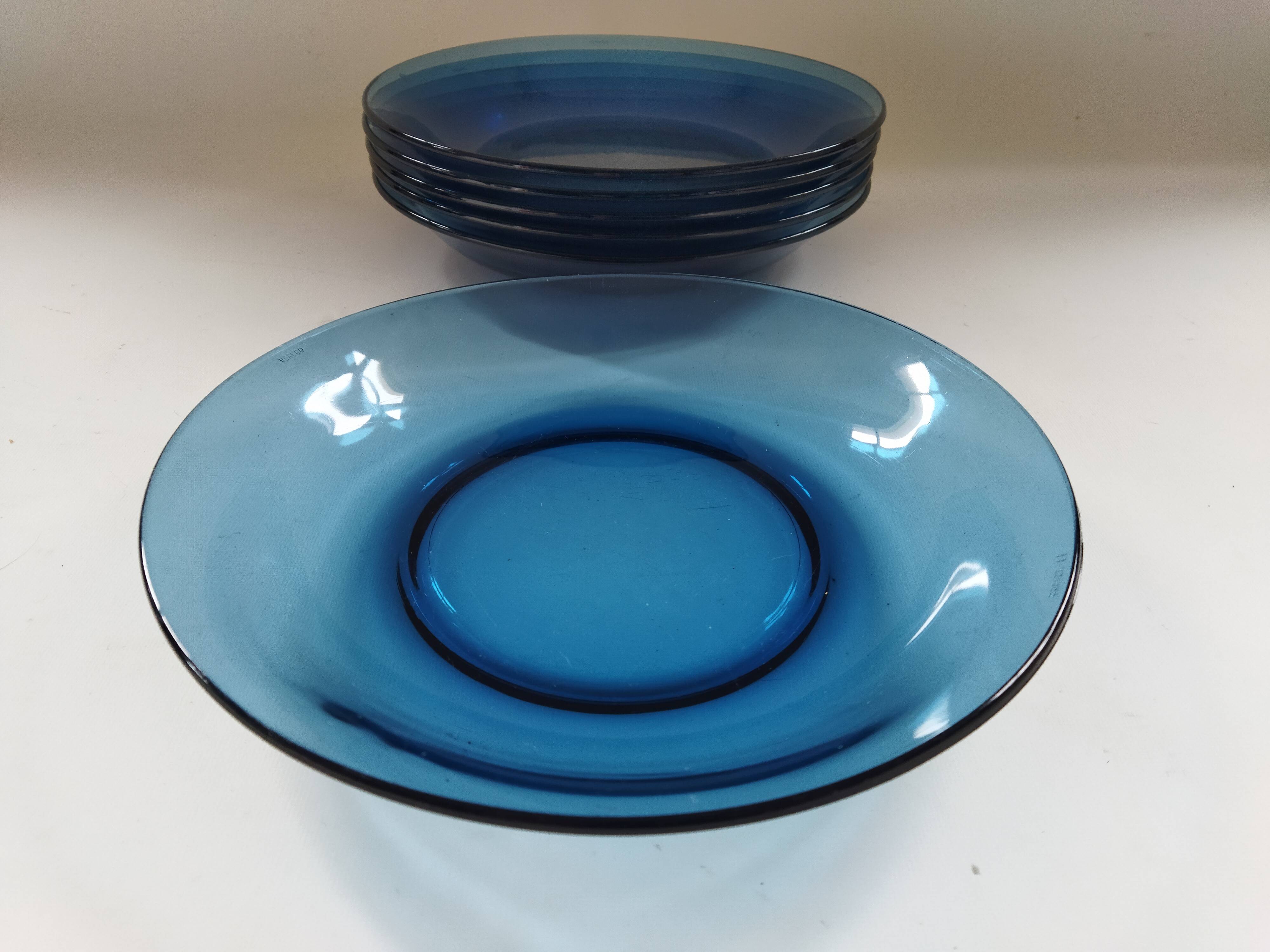 6 Vereco soup plates