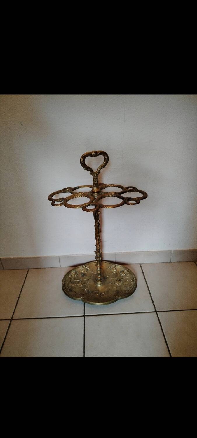 Bronze umbrella stand