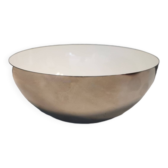 Norwegian Design bowl by Grete Prytz Kittelsen for Cathrineholm, in beautiful chrome and white.