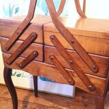 Wooden sewing worker
