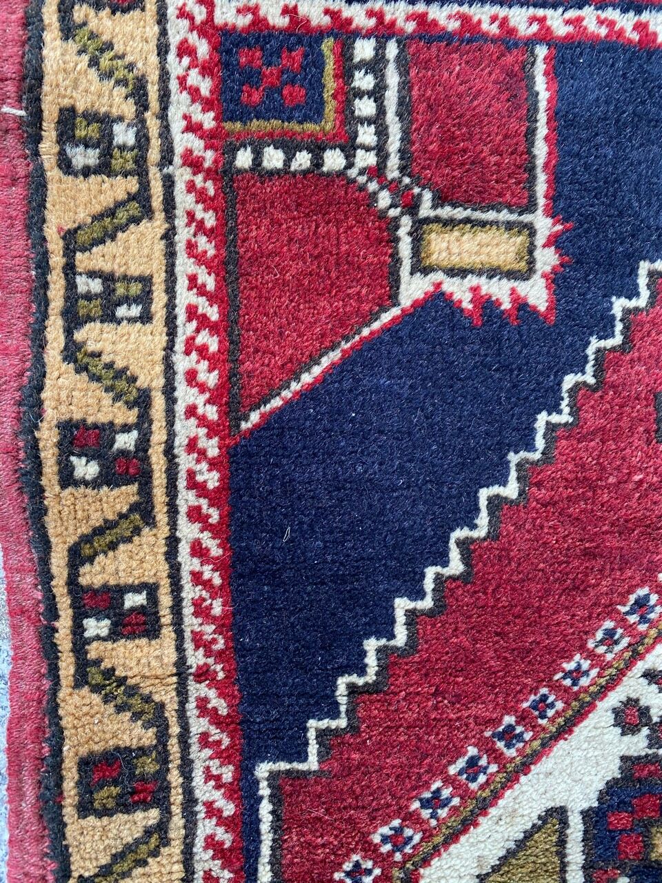 Nice little Turkish vintage carpet Yastik 53x97 cm
