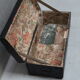 Coffre ancien noir en bois