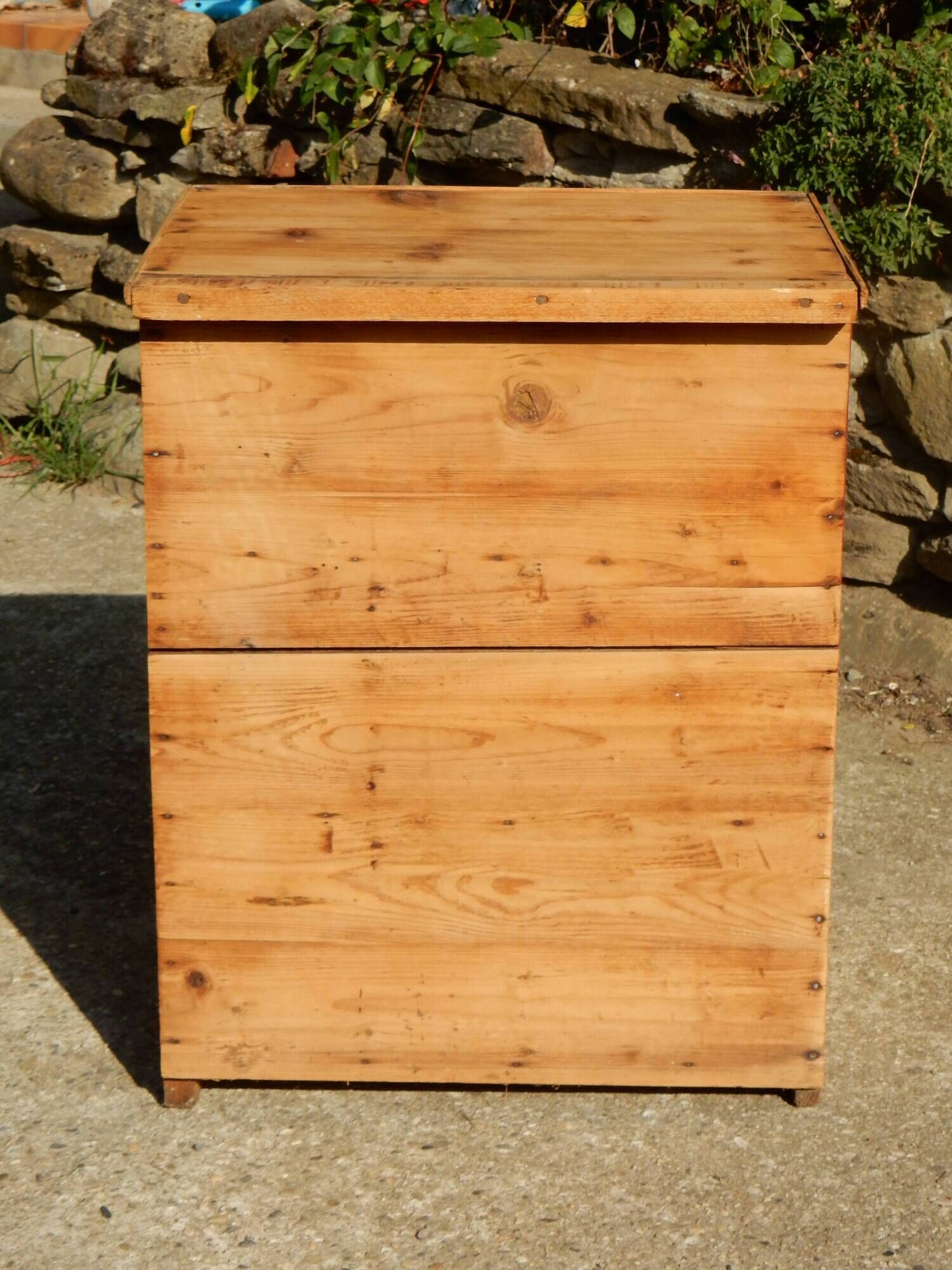 Old small sideboard / Hairdresser's furniture in fir