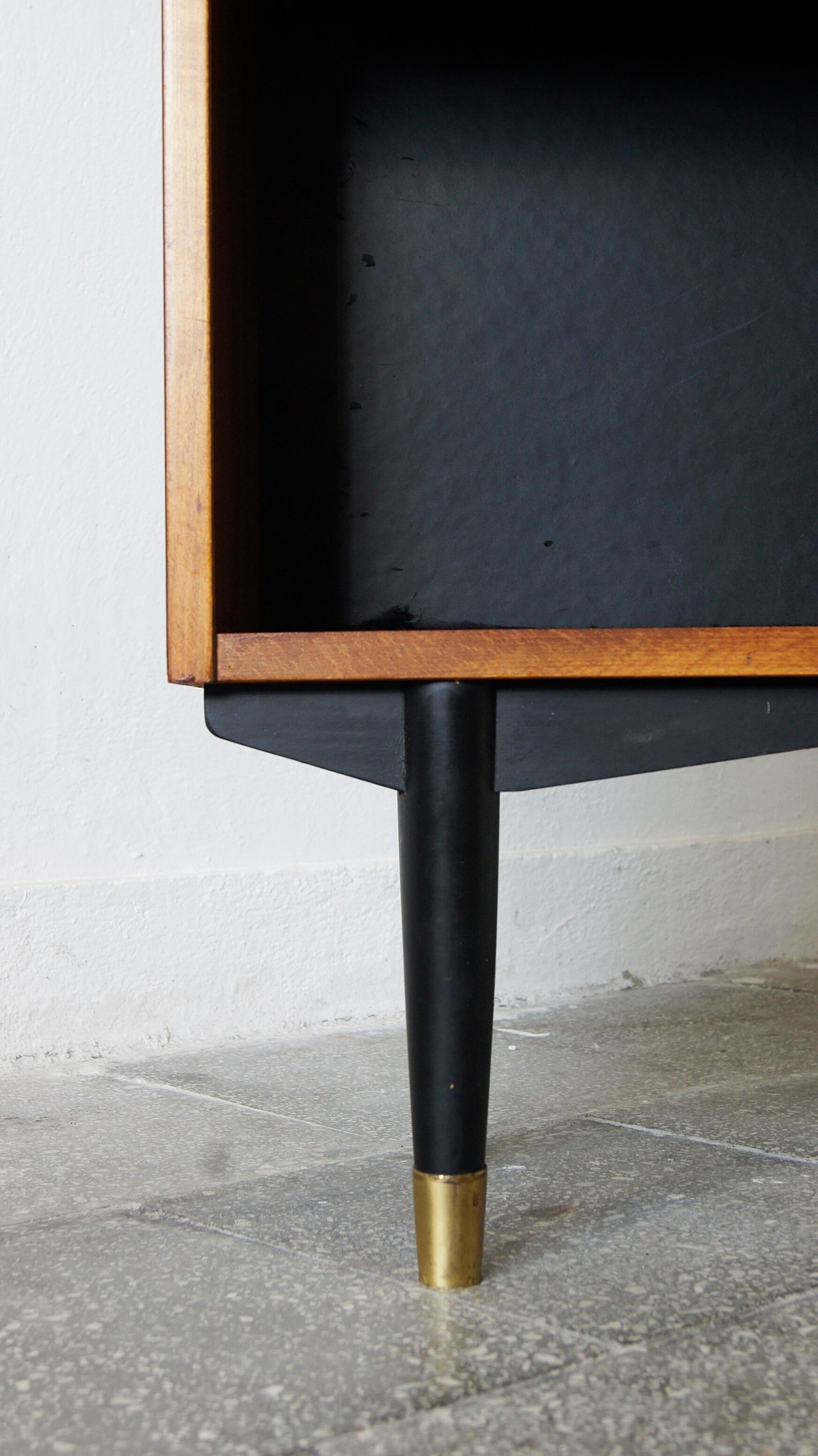 Bibliothèque en teck suédois vintage par Hugo Troeds