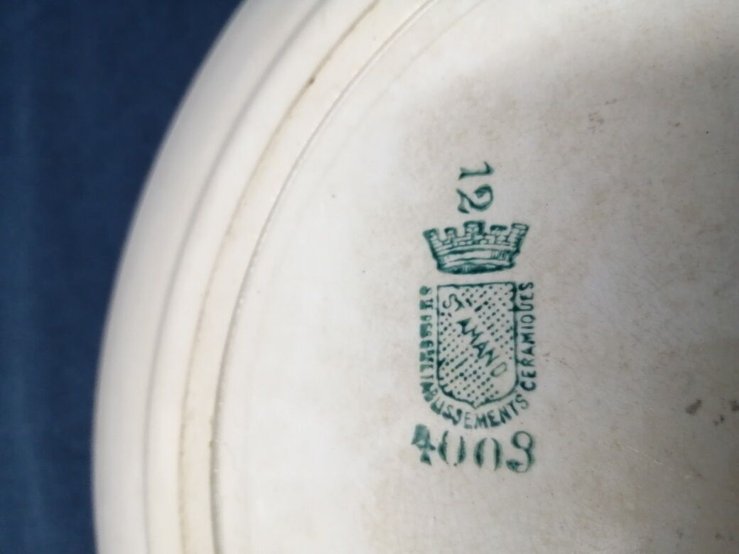 Dish st Amand antique porcelain vintage décor 4009