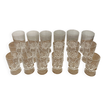 Service of 3x6 "Élysée" crystal glasses from Arques.