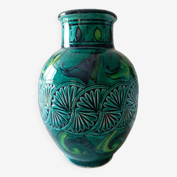 Ceramic vase