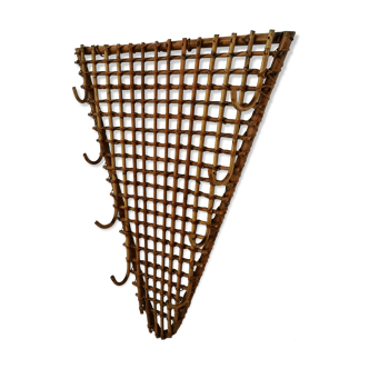 Door hats in rattan