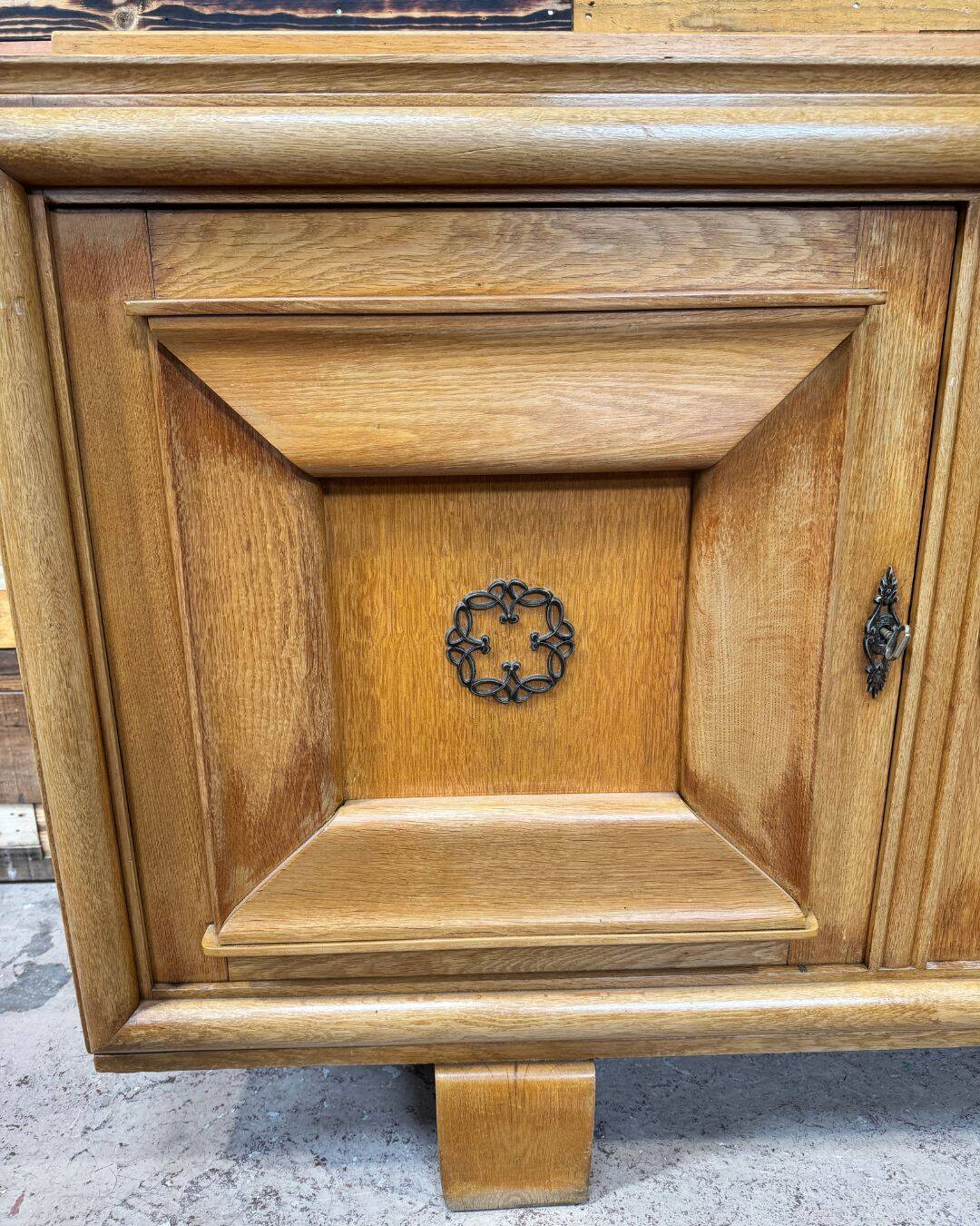 Modernist enfilade