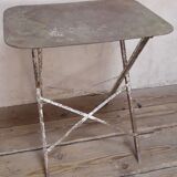 Table de jardin en fer