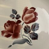 Set of two dishes