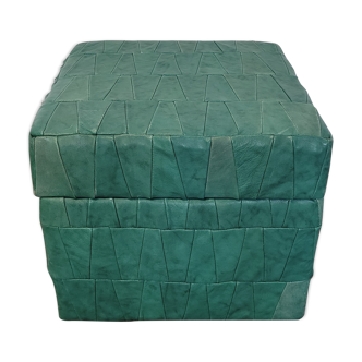 Pouf leather chest