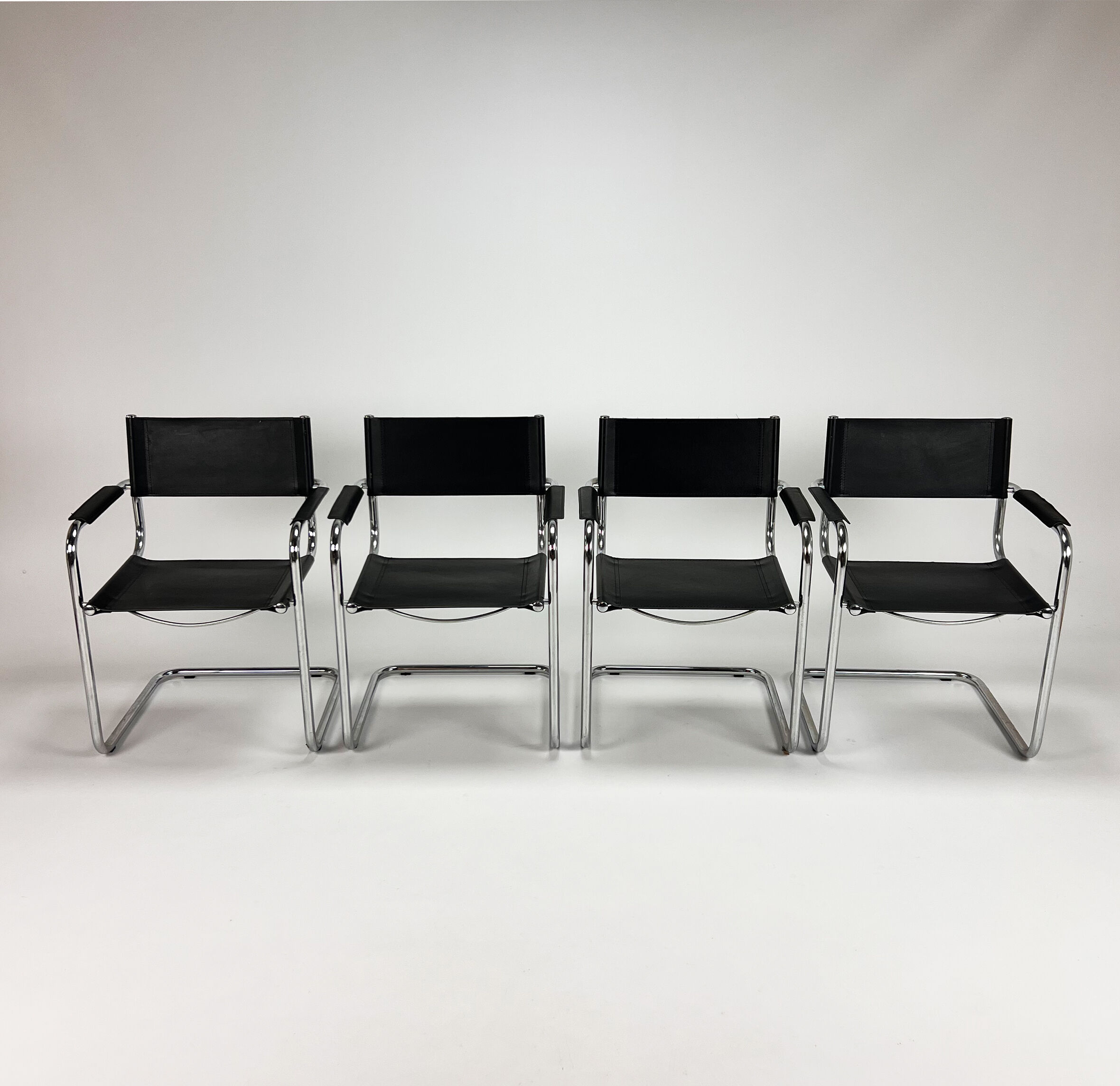 Set of 4 bauhaus cantilever tubular and leather armchairs, 1970's