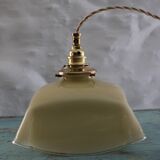 Draped opaline suspension