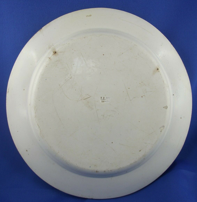 Pair of fine earthenware plates from Monteraux Leboeuf and Thibault early 19th