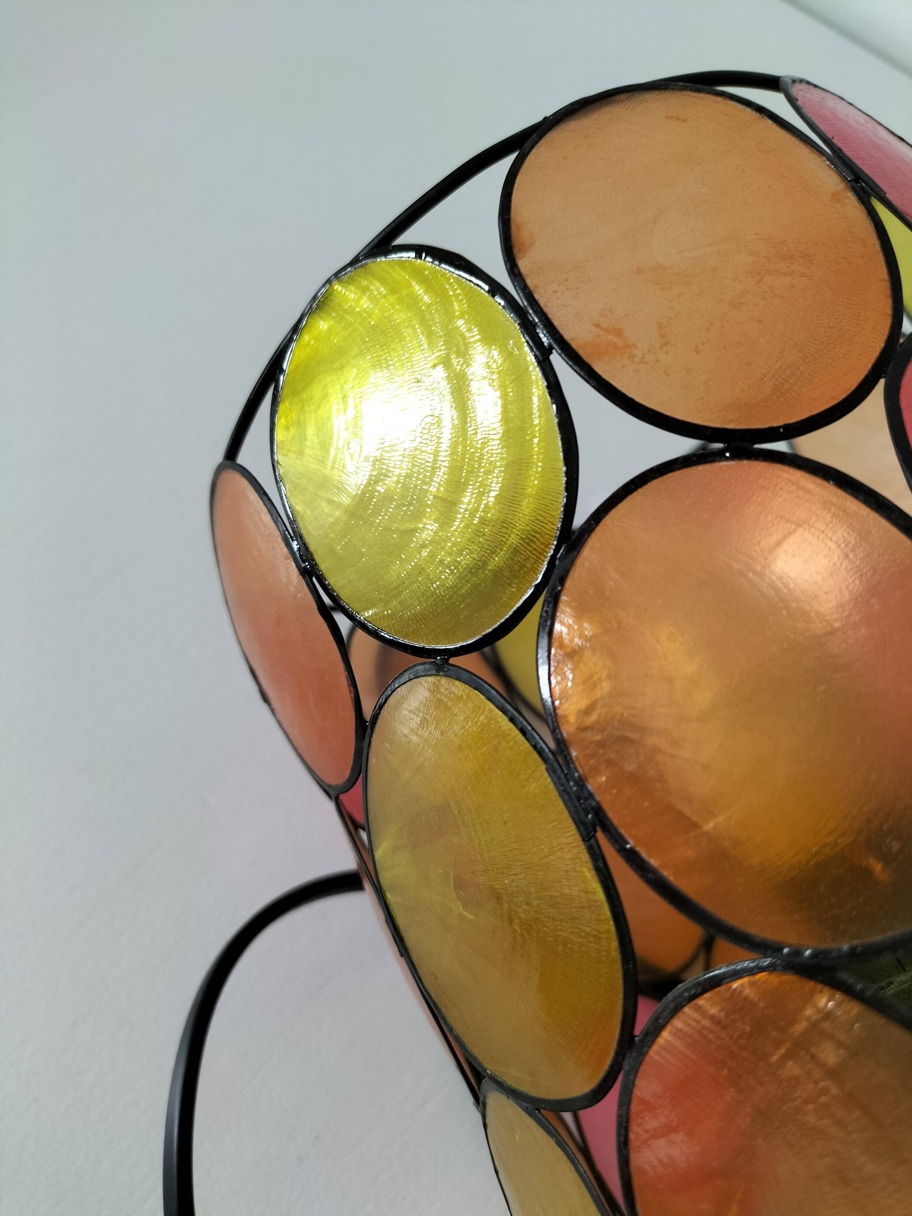 Bohemian mood lamp in Capiz shell and metal - Asian crafts