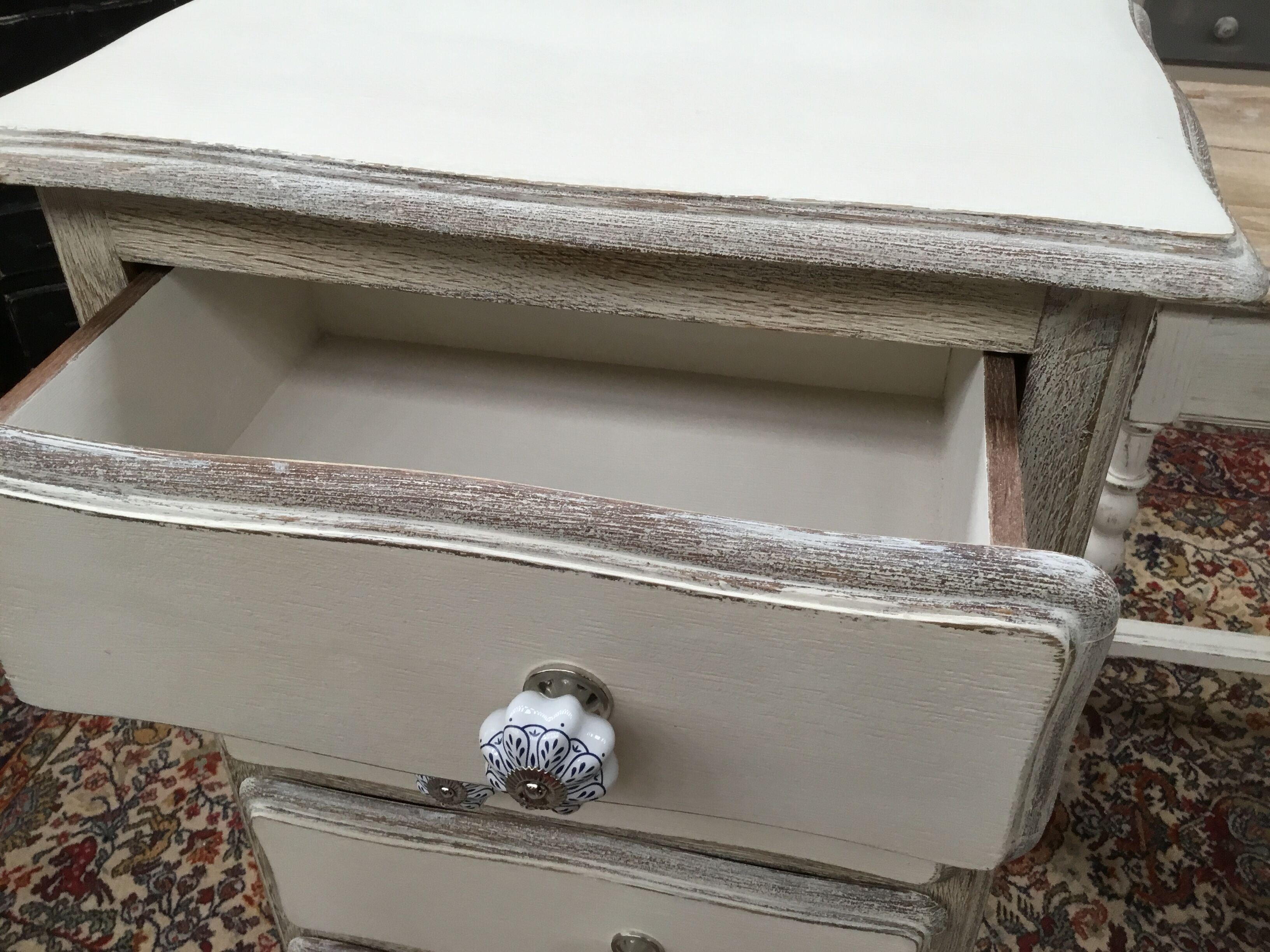 Cerus wood chiffonnier, 5 drawers