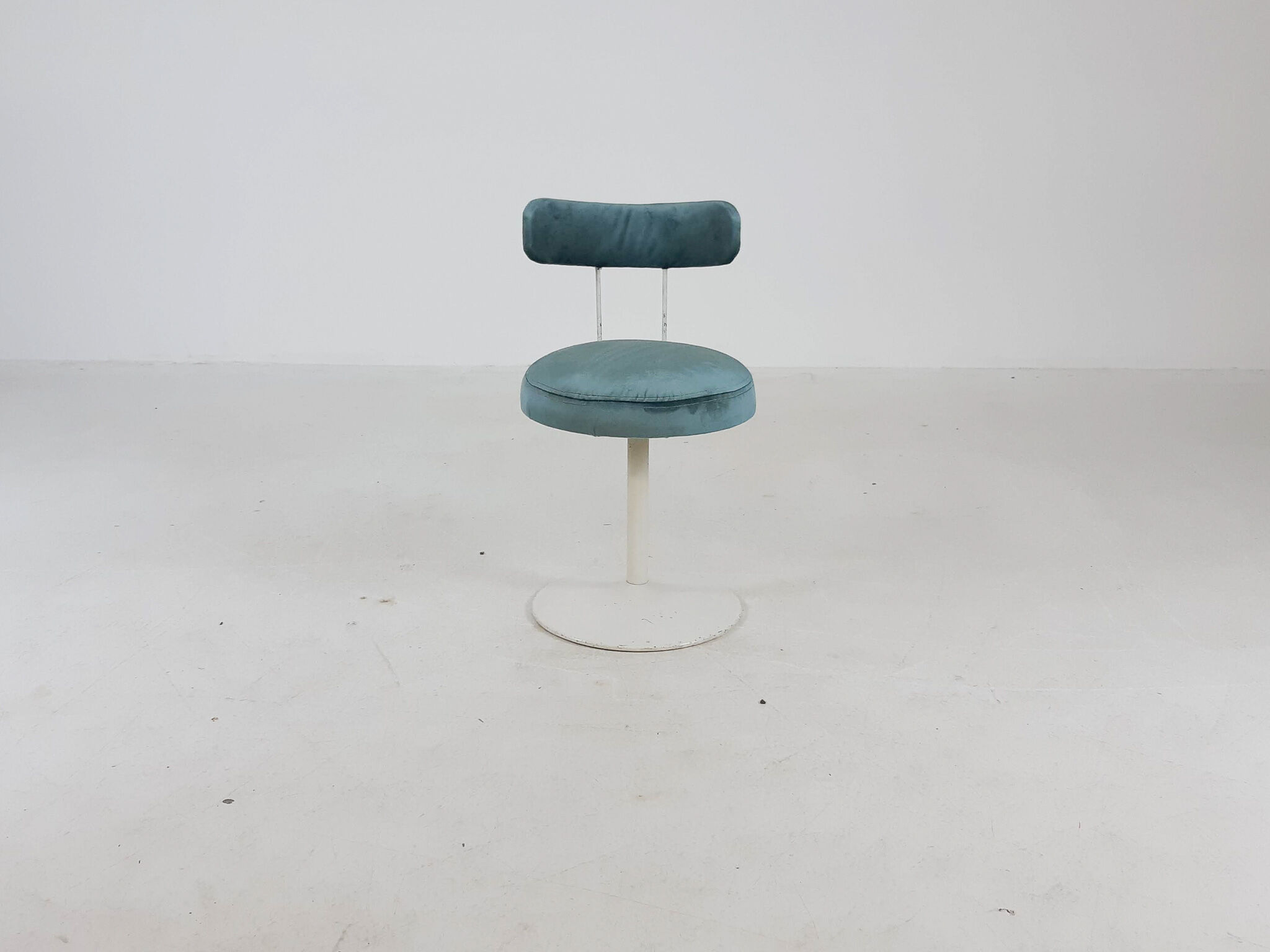 Tabouret métal et velours