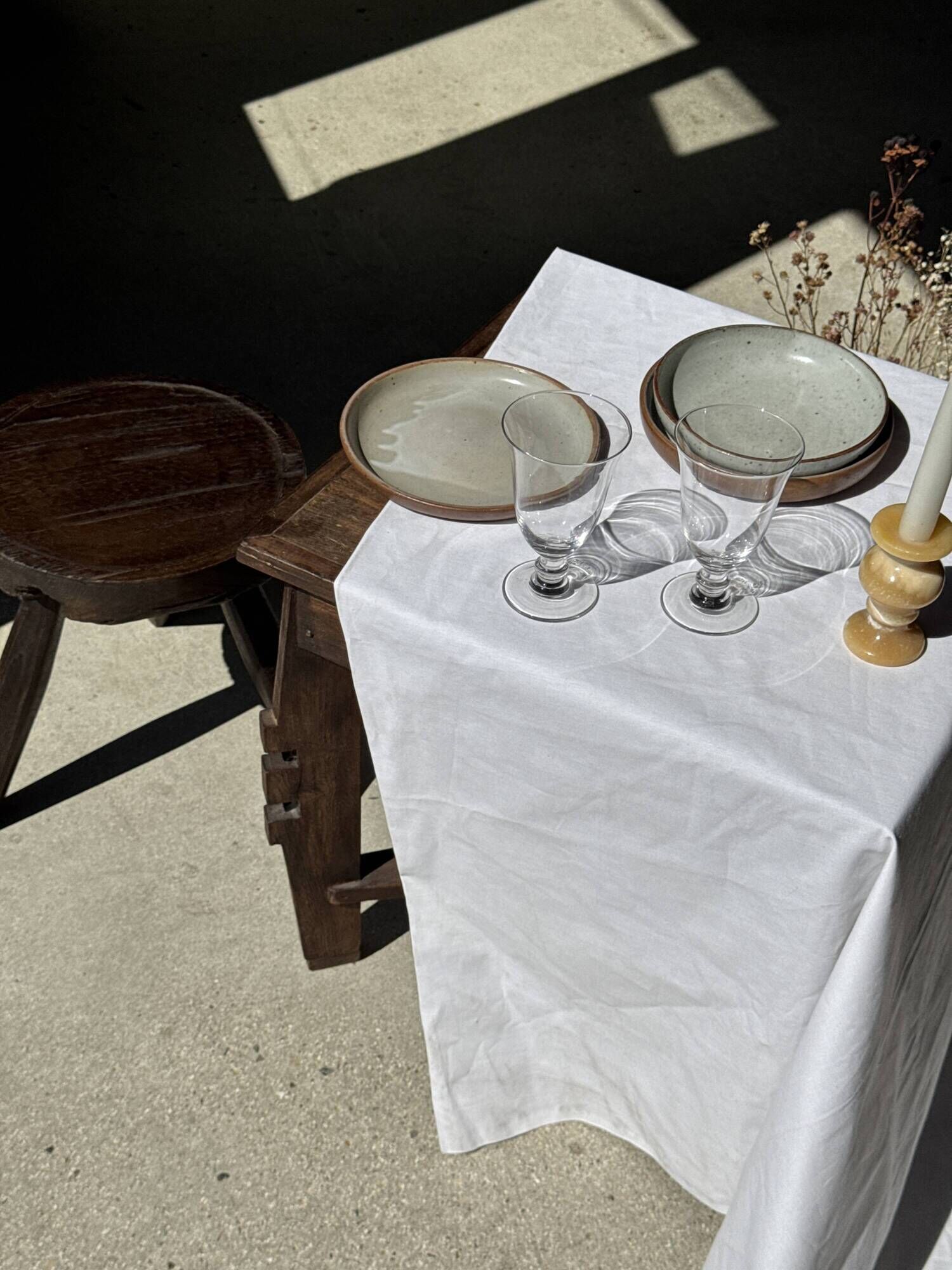 Set of 3 vintage stemmed glasses in clear glass H14 D10