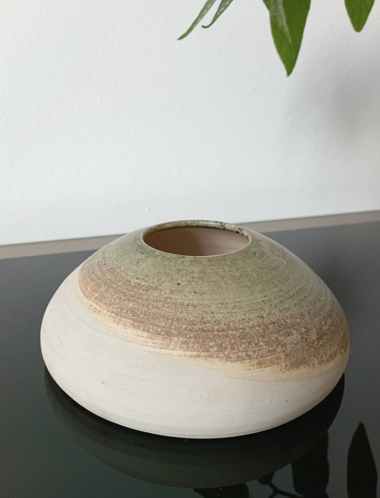 Vintage studio pottery signed - Variegated green and raw earth