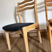 Set of 4 ribbed fabric chairs
