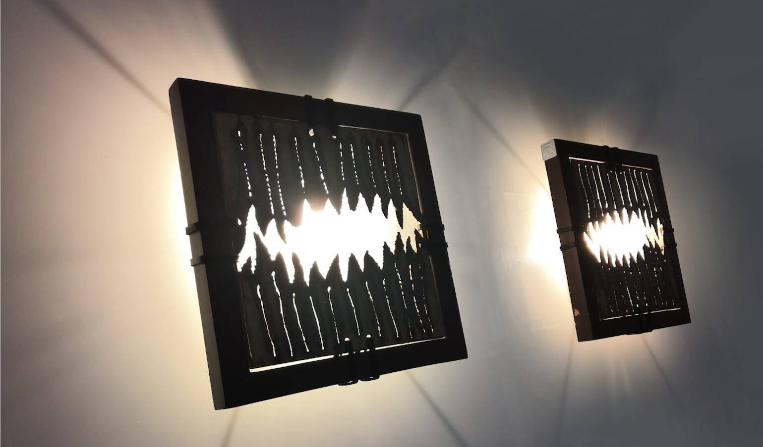 Paire d'appliques murales brutalistes de Ravi Sing pour Lightworks, années 1980