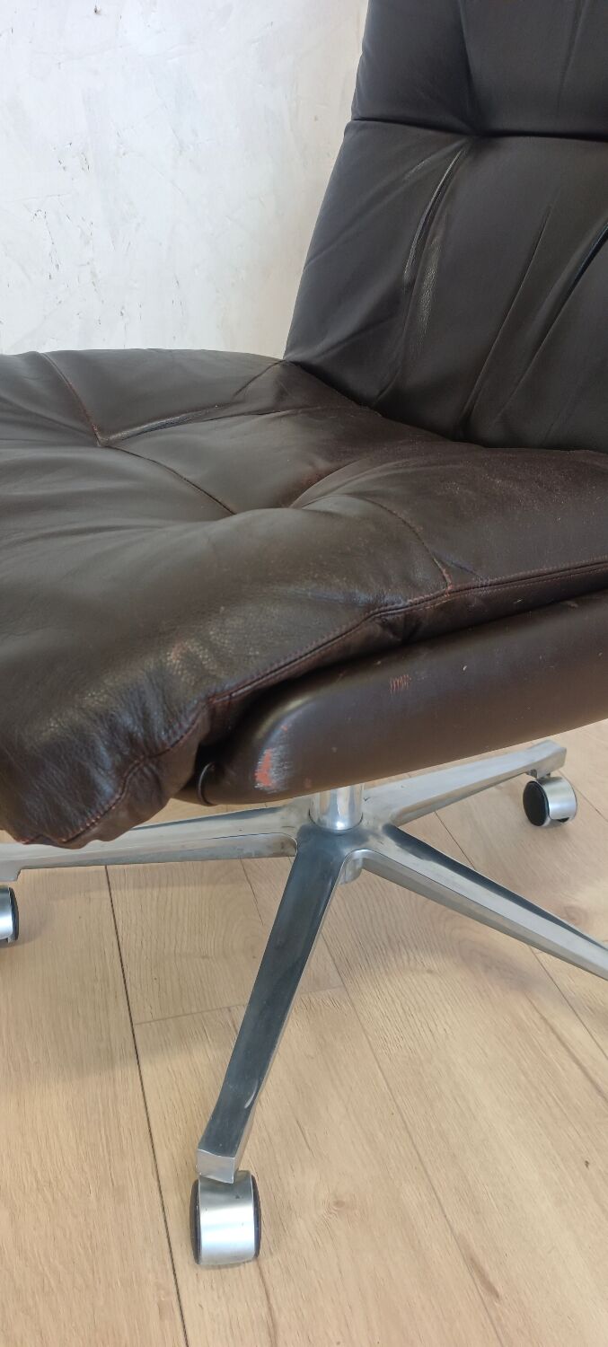 Leather office chair