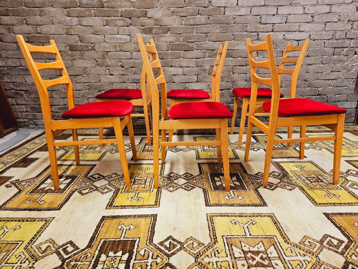 Set de 6 chaises tissu rouge 1960