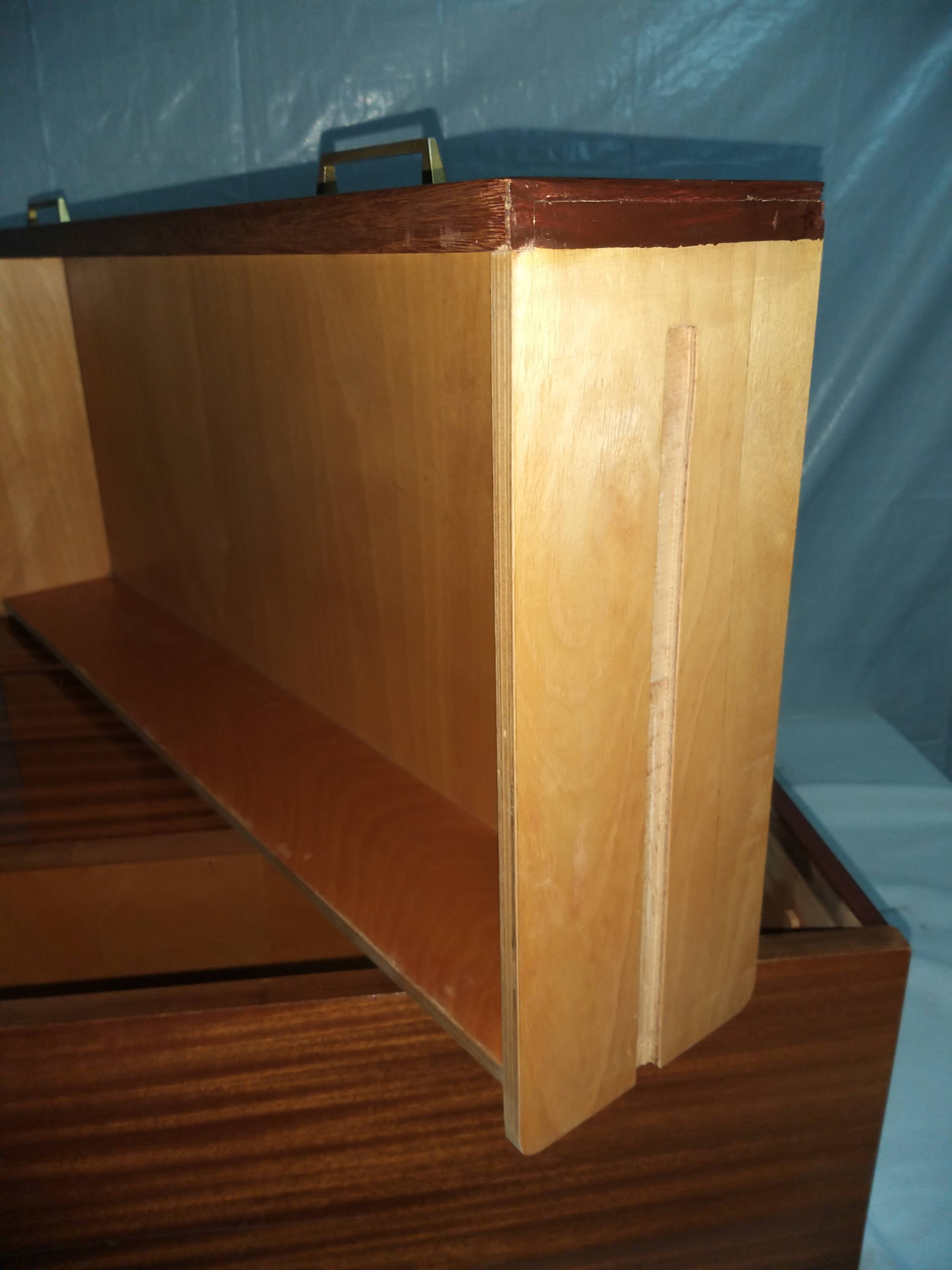 Commode vintage placage laqué