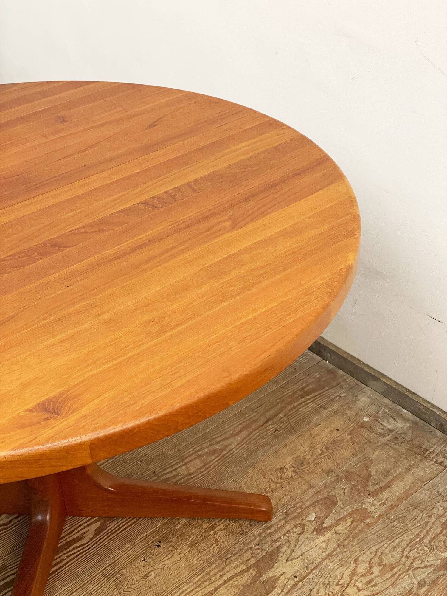 Table à manger extensible ronde en teck du milieu du siècle par Glostrup, Danemark, années 60