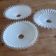 3 suspensions en opaline blanche 1900