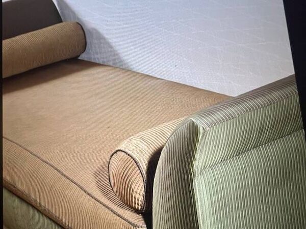 Banquette hugues chevalier