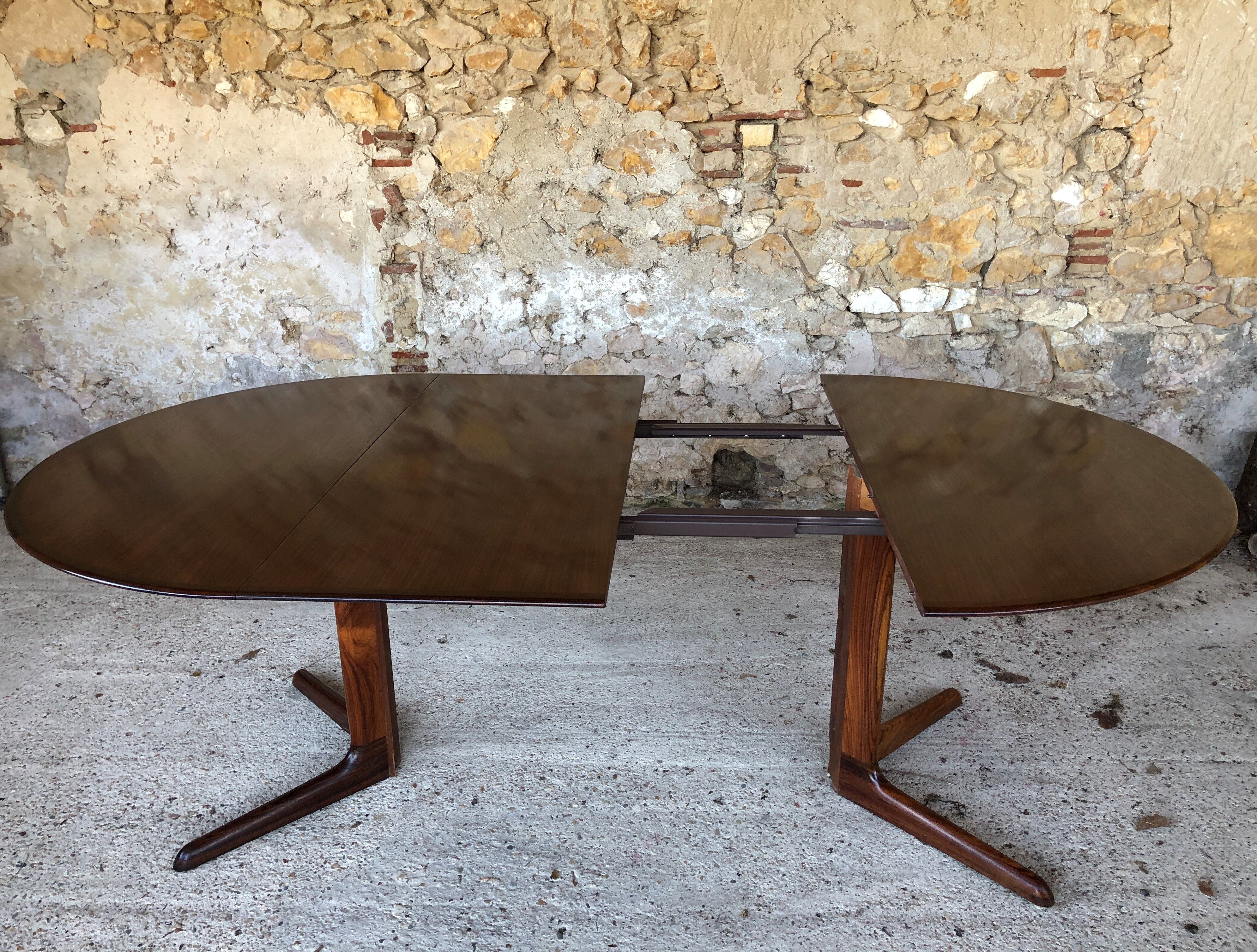 Expandable Scandinavian rosewood dining table by CJ Rosengaarden, circa 60's