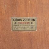 Table game Louis Vuitton stamped