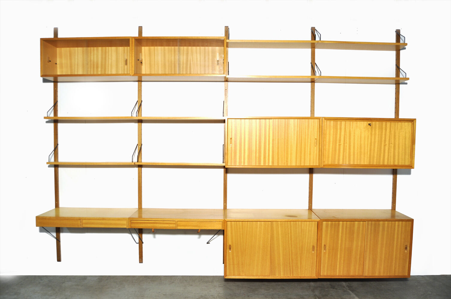 Oak modular wall unit by Poul Cadovius for Cado, 1960s