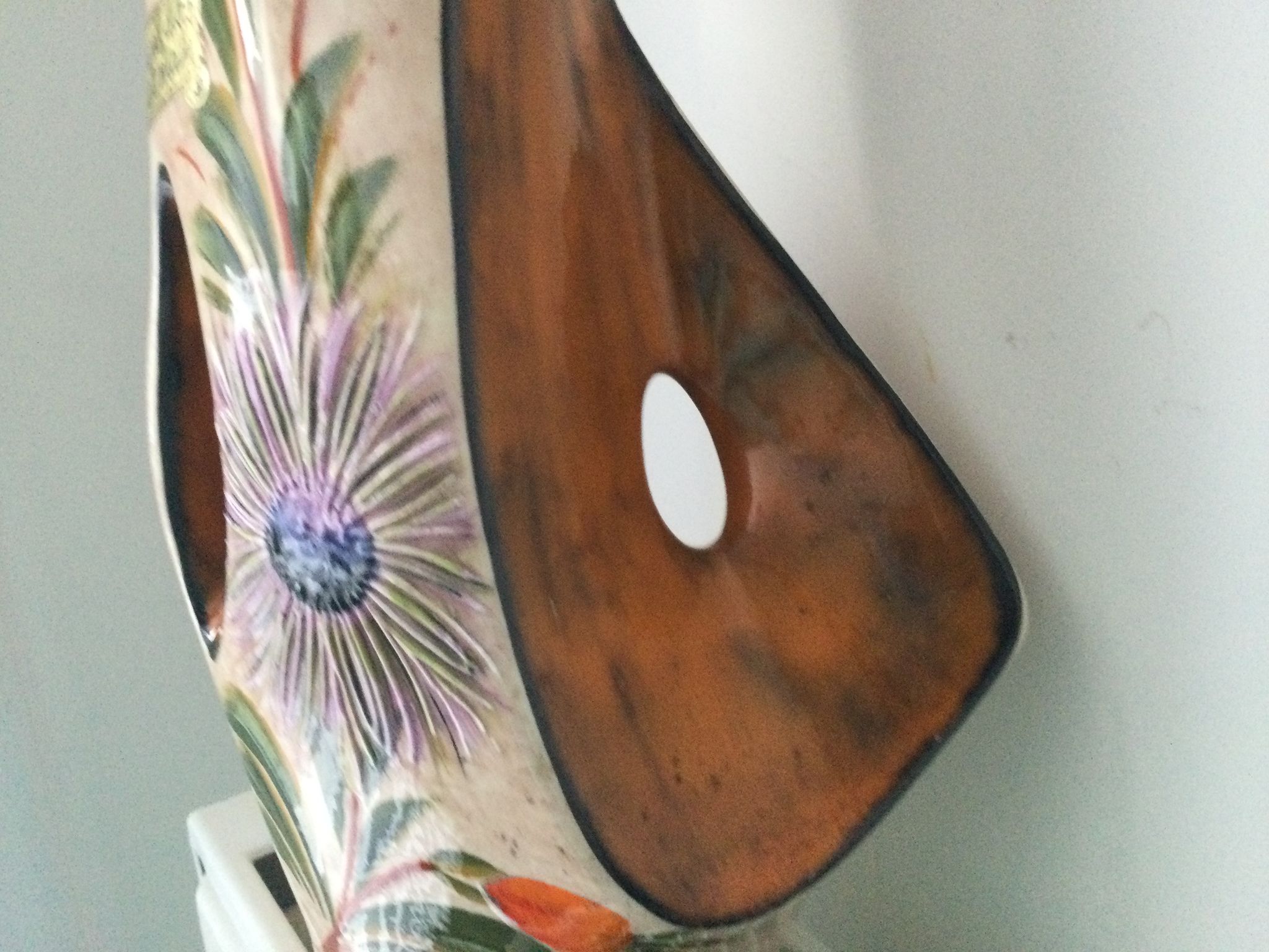 Vase Vallauris signé Tess
