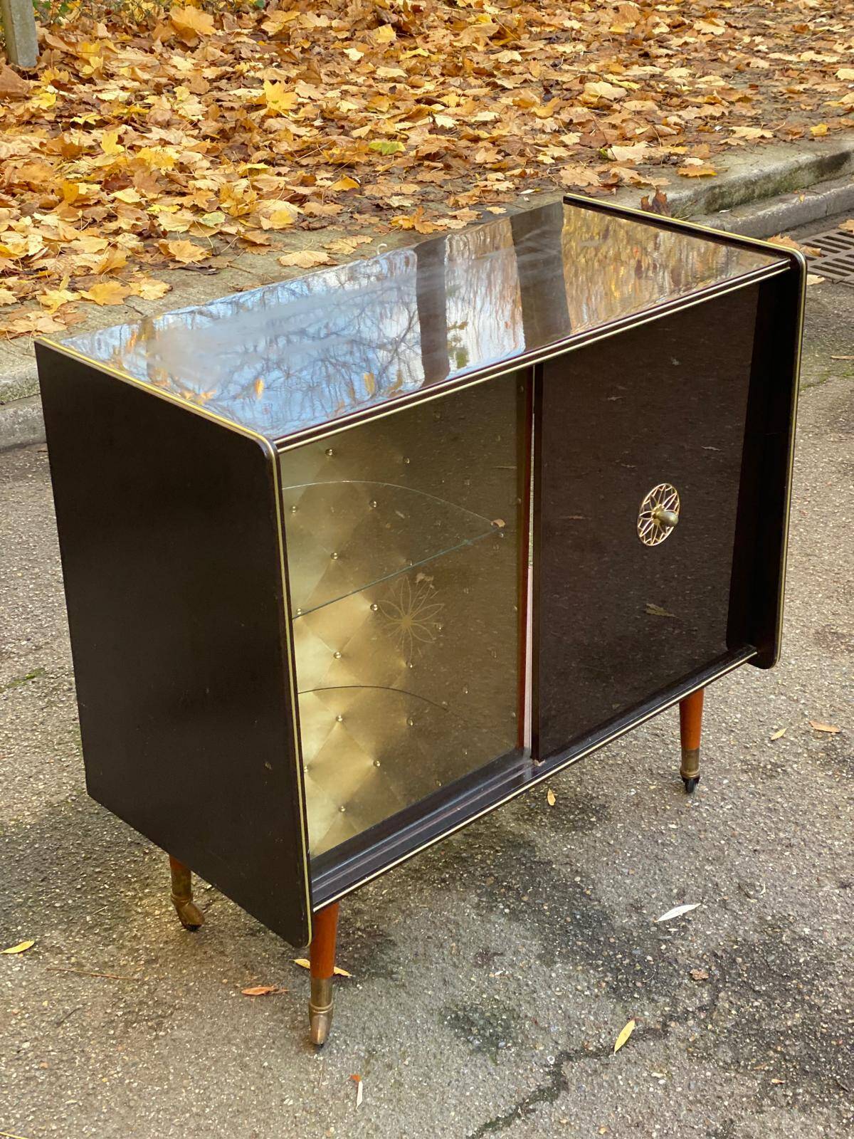Vintage Prinz illuminated bar cabinet from the 1960s