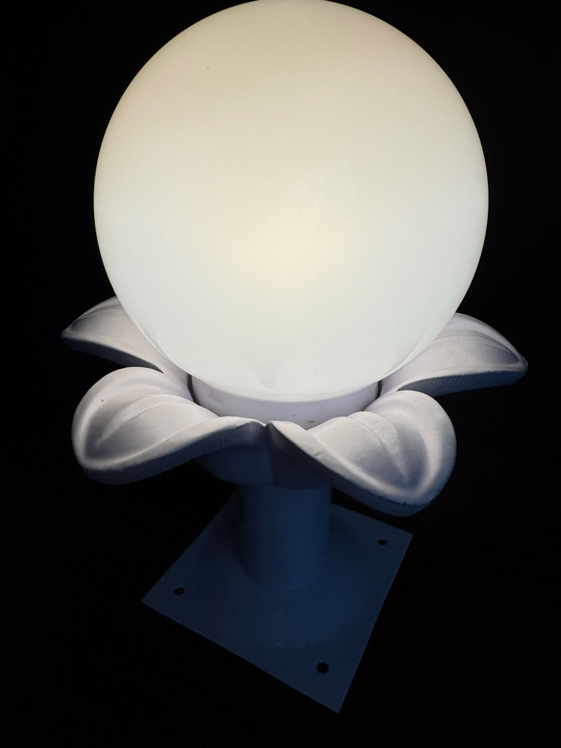 Opaline palm tree ceiling light from the 1980s.