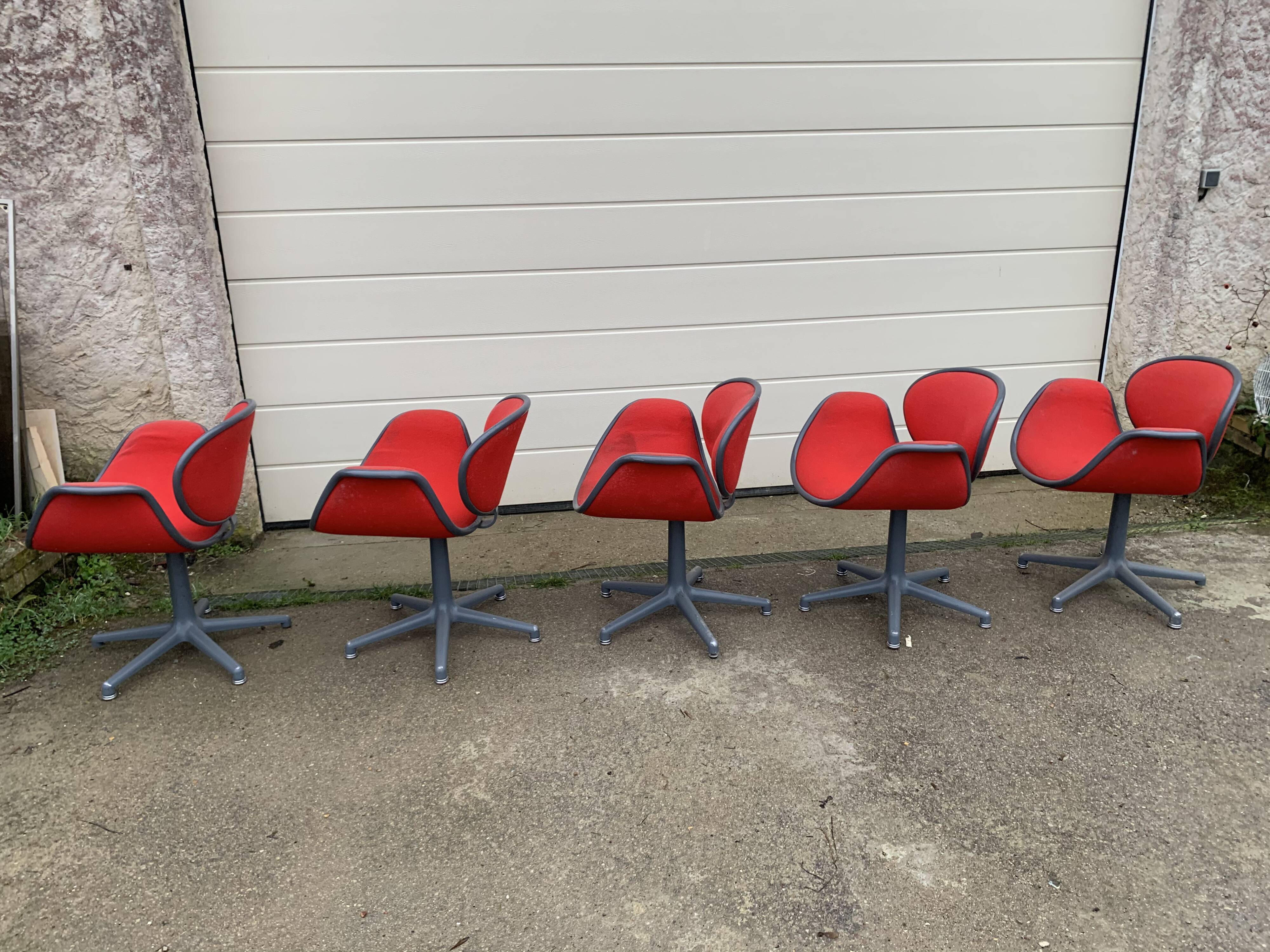 Lot of 5 Tulip Chairs by Pierre Paulin for Artifort