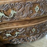 Nîmes style walnut chest of drawers