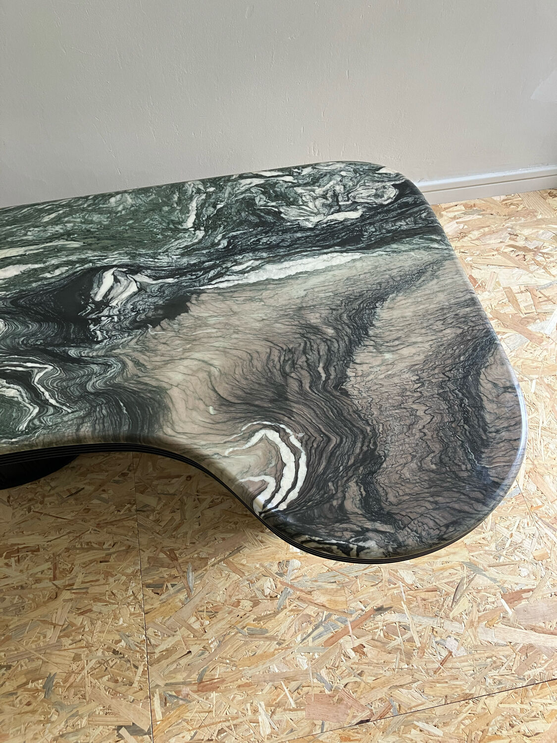 Mid-century marble coffee table, Italy, 1976