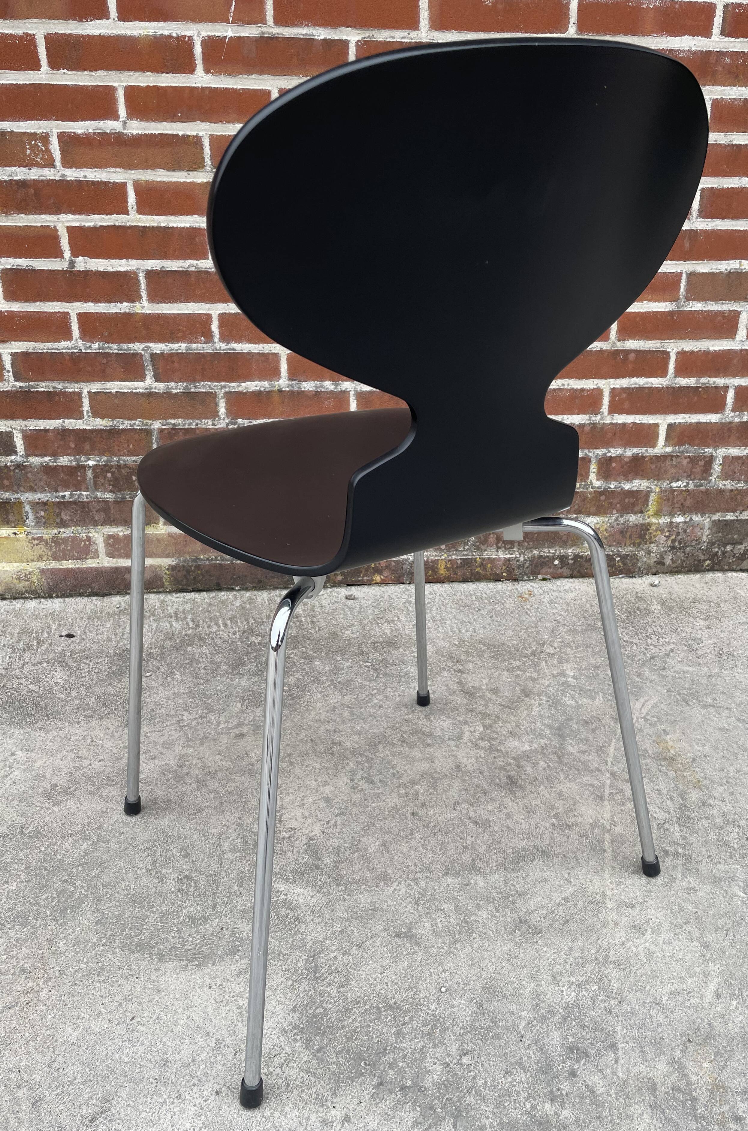 Arne Jacobsen - Fritz Hansen, Chair Model Ant in black