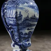 Pair of 18th-century Delft lidded vases – Pieter van den Briel, 't Fortuyn