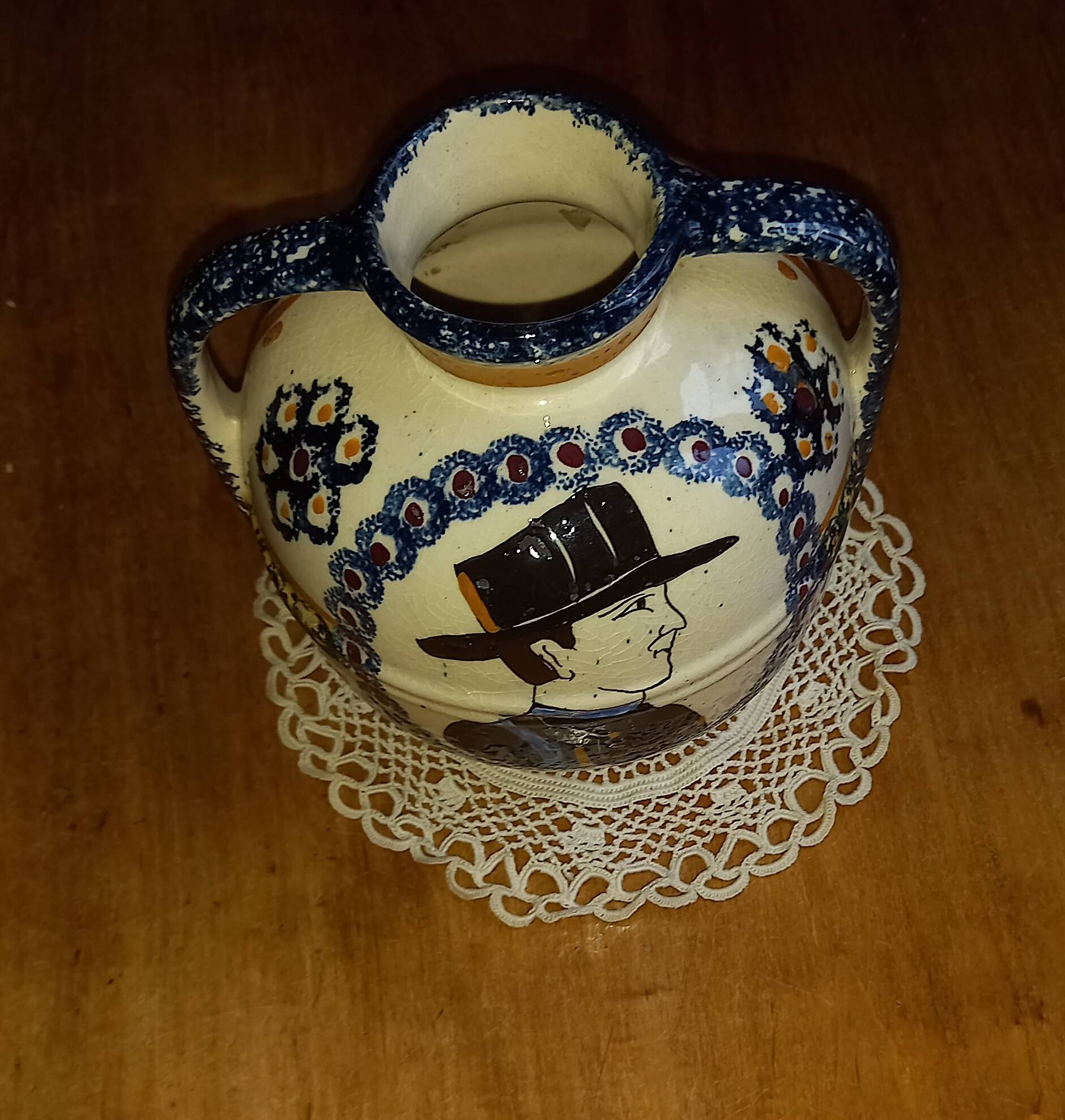 Henriot quimper round vase with handles - approximately 15.5x15cm.