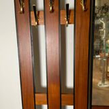 Wall-mounted coat rack