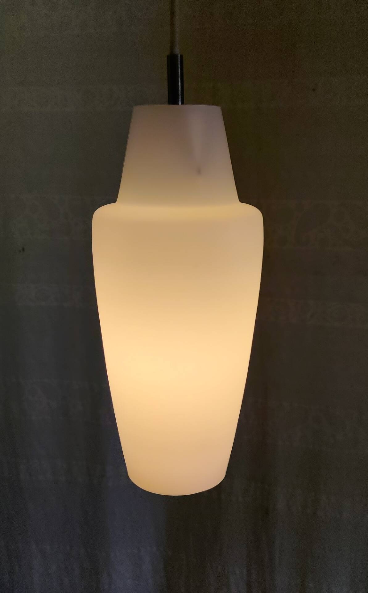 Suspension design par Louis Kalff pour Philips - mid.XXeme