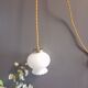Suspension baladeuse verre cintré opalin blanc , style art déco